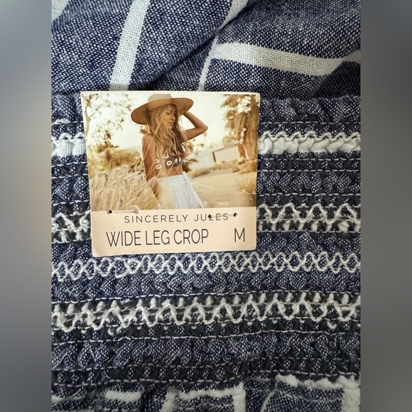 SOLD - Picture 3 of 11